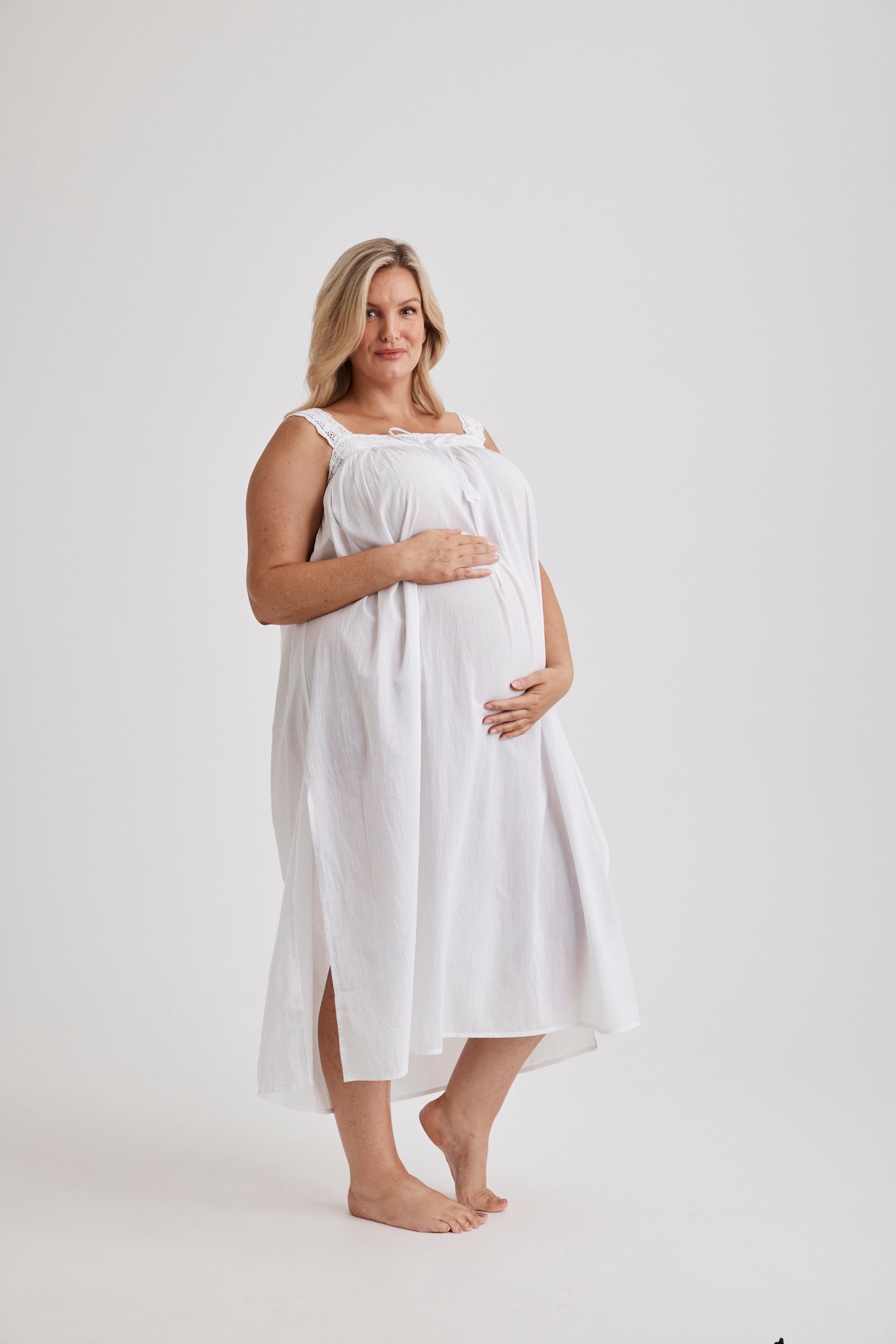Deborah - Nightie - Mid Length - White