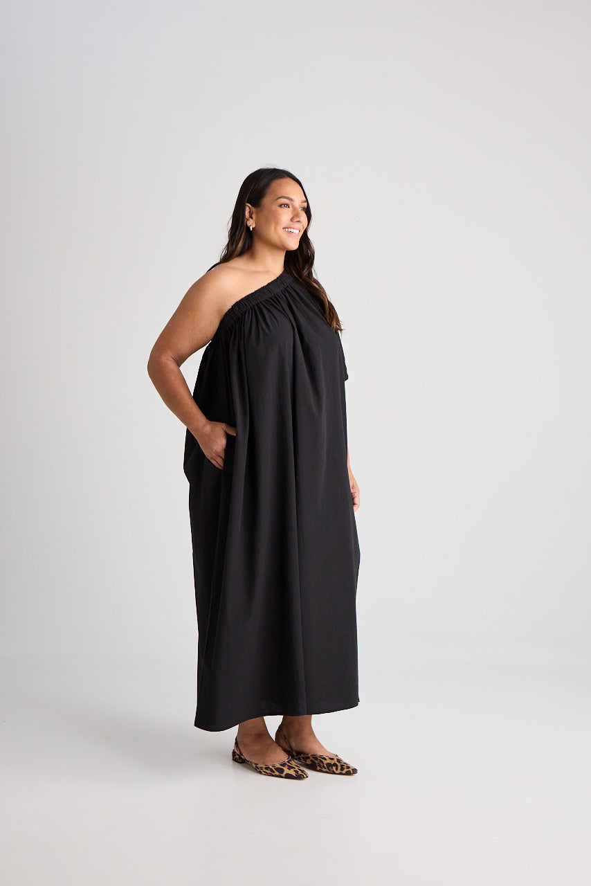 Charlize - Dress - Long - Black