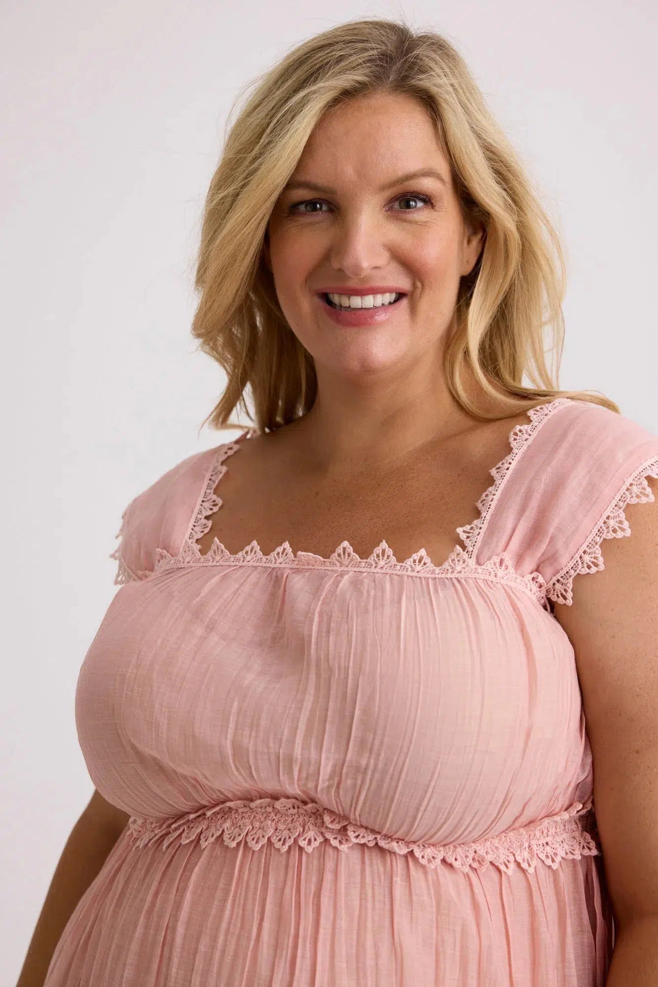 Grace - Nightgown - Knee Length - Pink-Nightdress | XS- | Hank & Hera