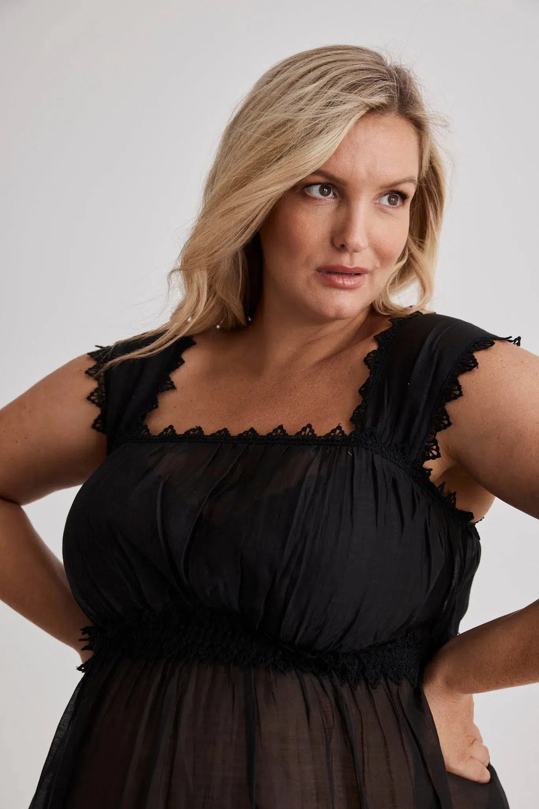 Grace - Nightgown - Knee length - Cotton Silk - Black-Nightdress | XS- | Hank & Hera