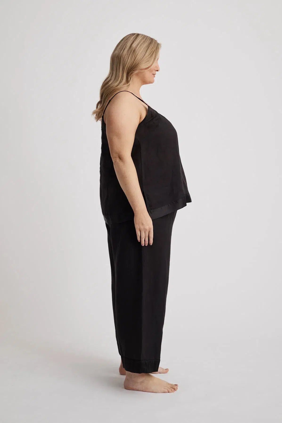 Sara - Camisole - Black-Camisole | XS- | Hank & Hera