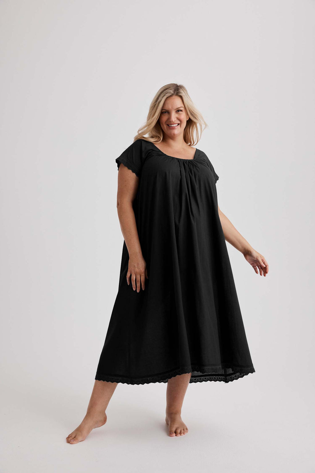 Arianna - Nightie - Long - Black