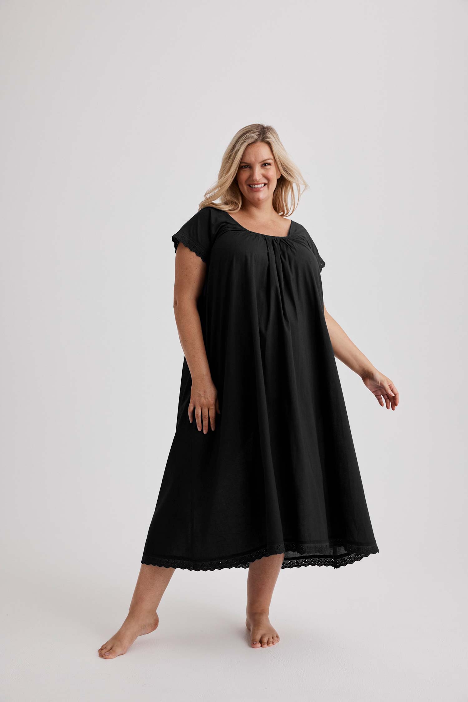 Arianna - Nightie - Long - Black
