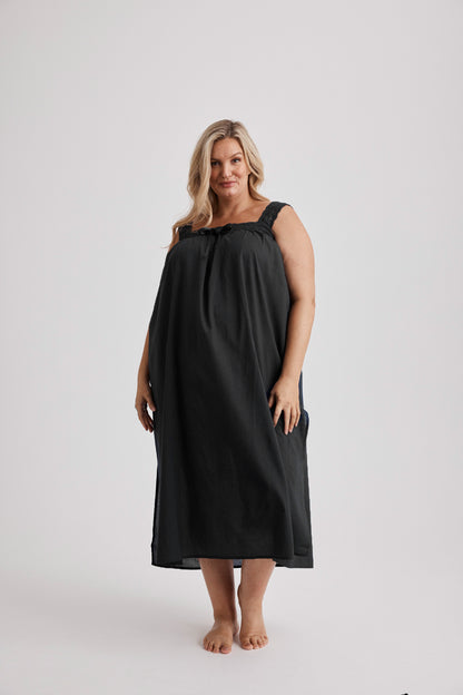 Deborah - Nightie - Mid Length - Black