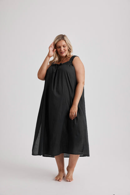 Deborah - Nightie - Mid Length - Black