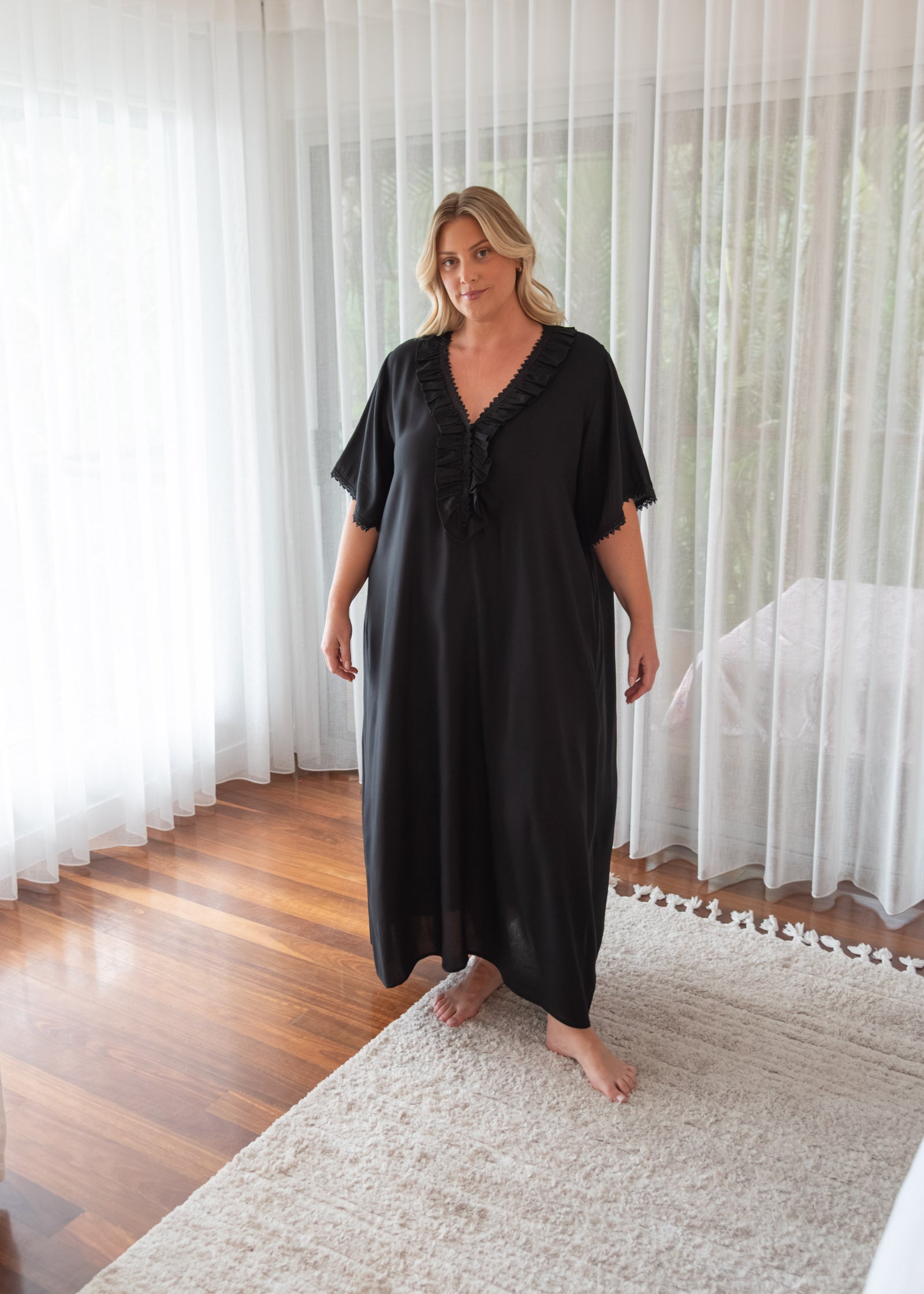 Serena Nightgown - Black