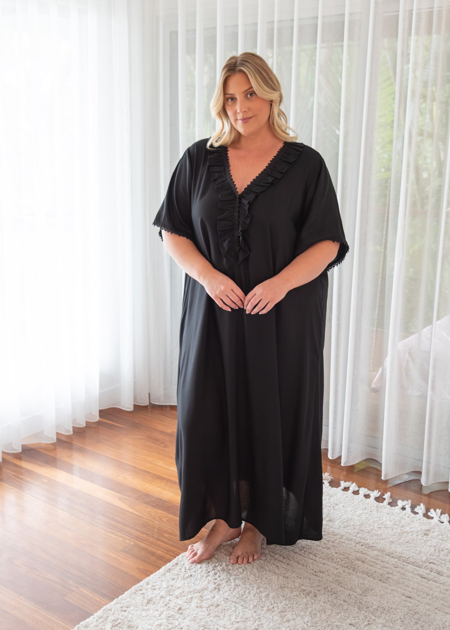 Serena Nightgown - Black