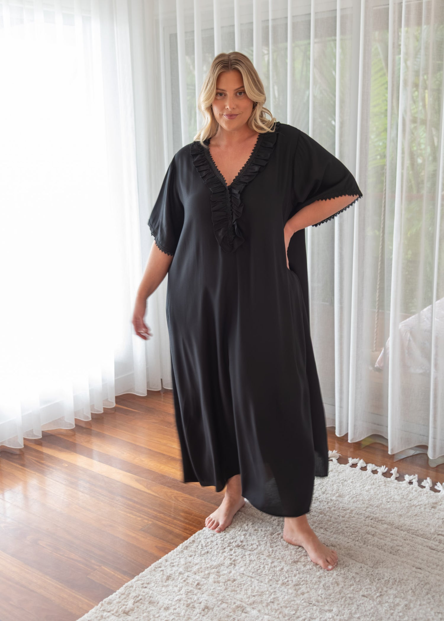 Serena Nightgown - Black