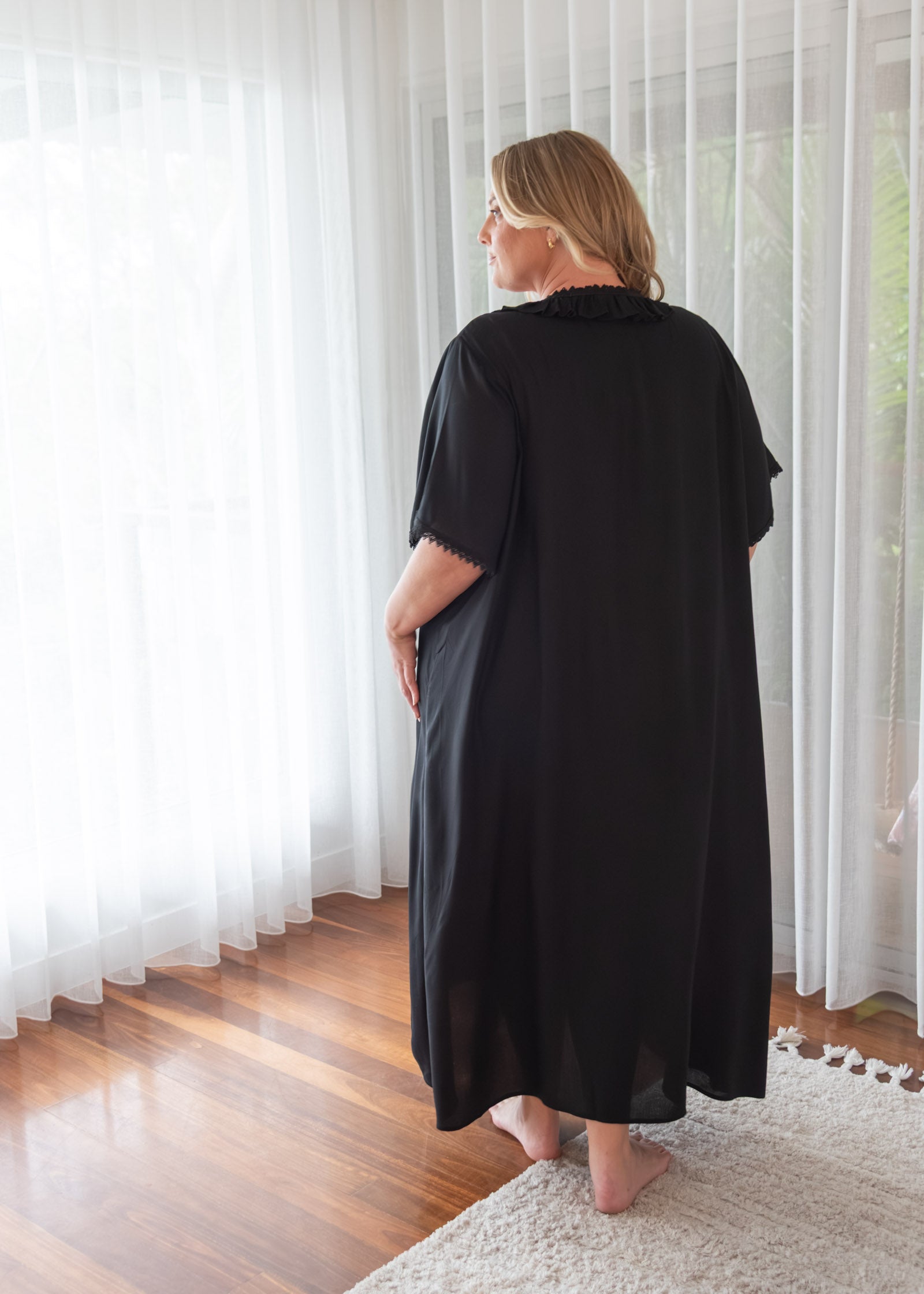 Serena Nightgown - Black